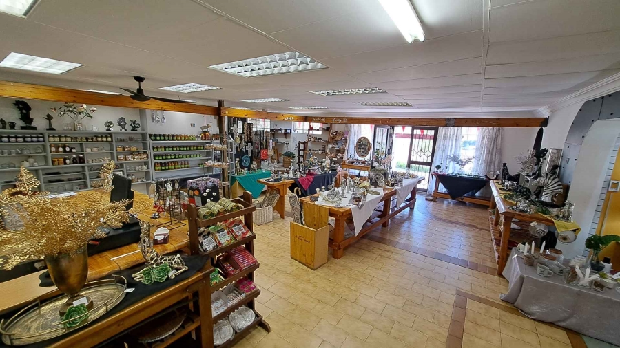 8 Bedroom Property for Sale in Clarens Free State